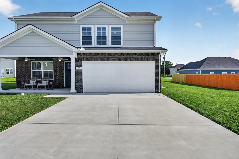 74 Frost St Decherd, TN 37324