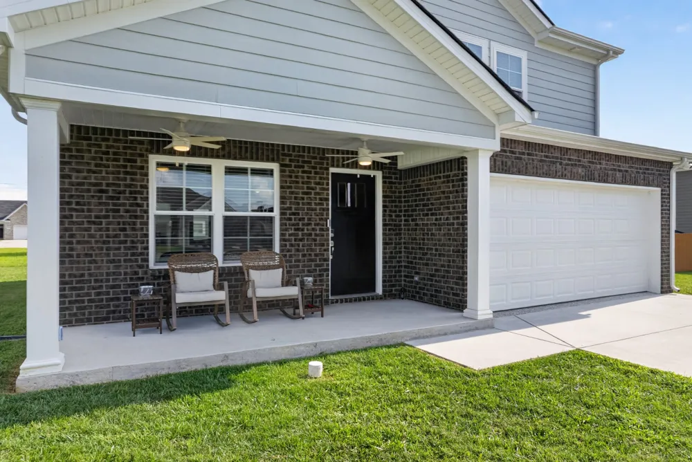 74 Frost St Decherd, TN 37324