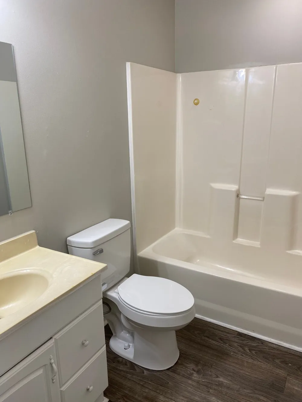 94 Cedarcrest Dr #5 Clarksville, TN 37042