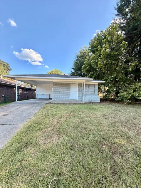 2423 Stonewall Street