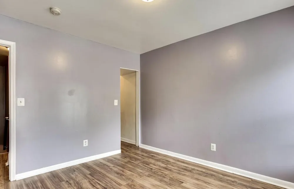 1231 LOMBARD Baltimore, MD 21223