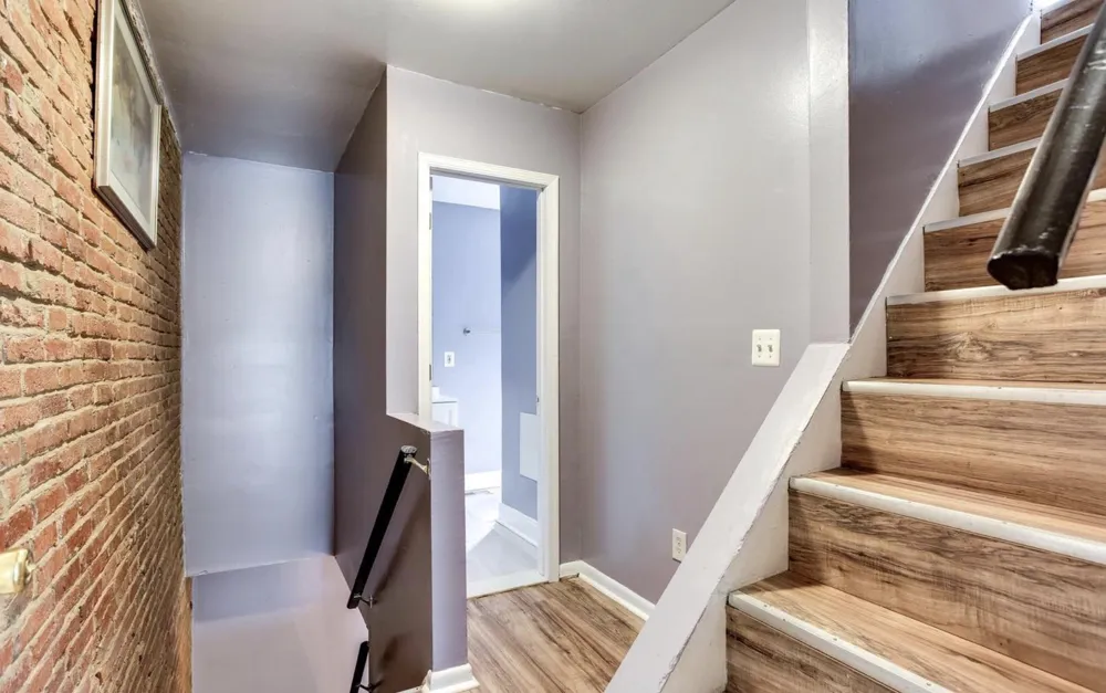 1231 LOMBARD Baltimore, MD 21223
