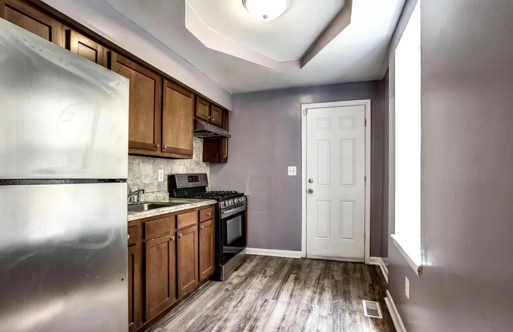 1231 LOMBARD Baltimore, MD 21223