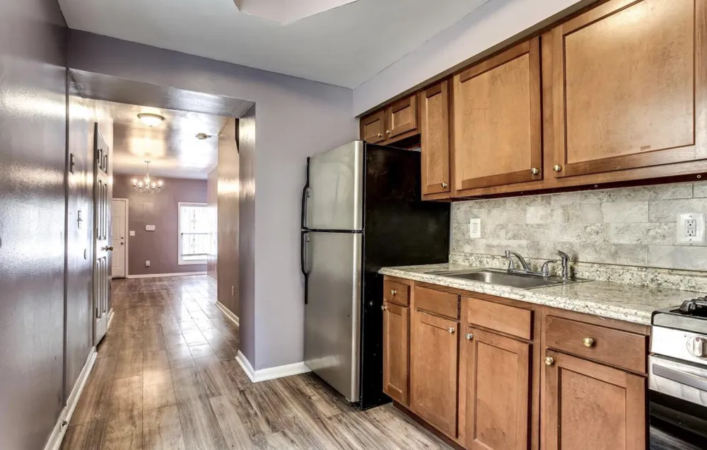 1231 LOMBARD Baltimore, MD 21223