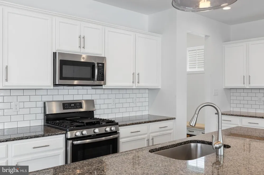 10793 PROVIDENCE WOODS LANE Ashland, VA 23005