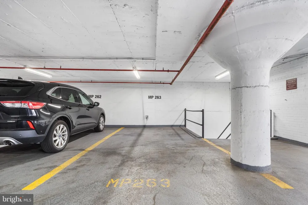 1021 ARLINGTON BOULEVARD #241 Arlington, VA 22209