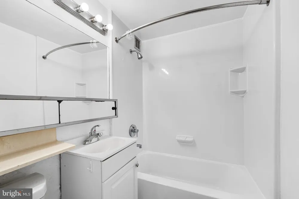 1021 ARLINGTON BOULEVARD #241 Arlington, VA 22209