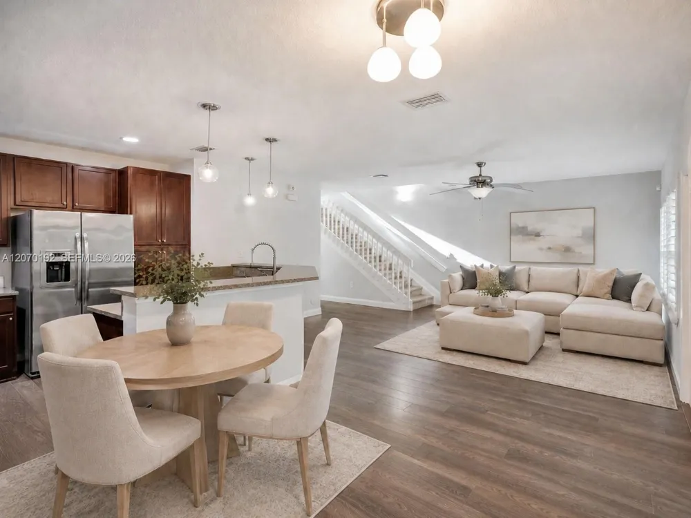 6079 Grand Cypress Cir W Coconut Creek, FL 33073