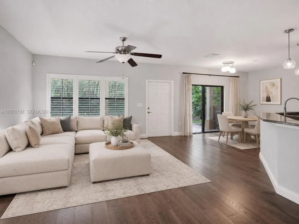 6079 Grand Cypress Cir W Coconut Creek, FL 33073