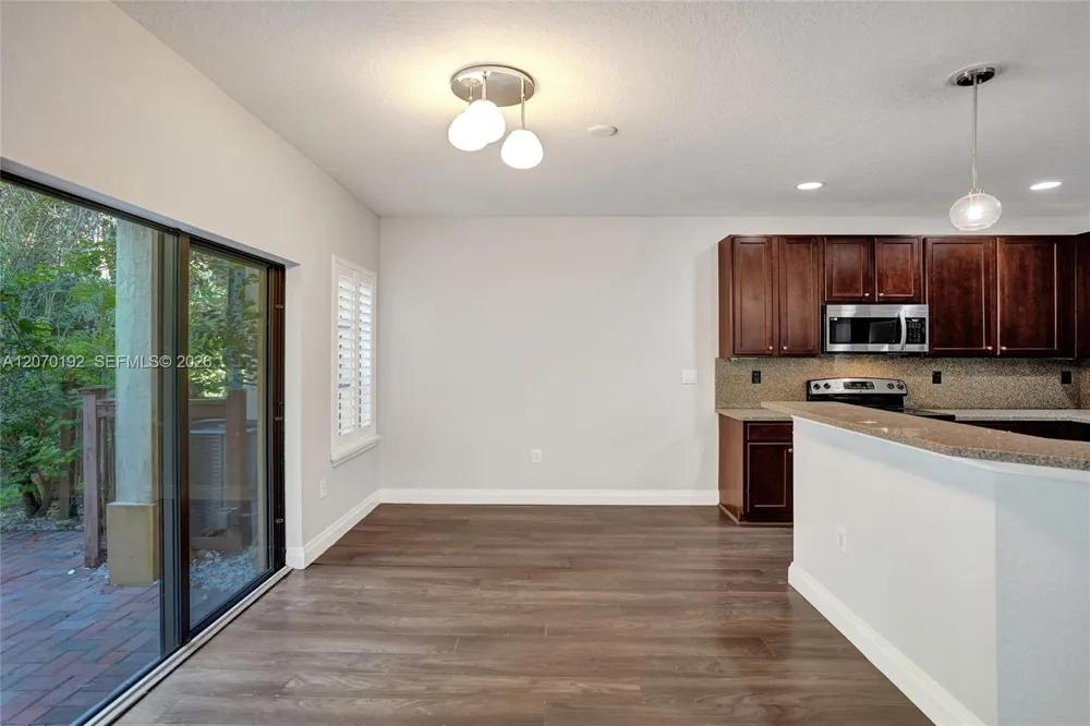 6079 Grand Cypress Cir W Coconut Creek, FL 33073