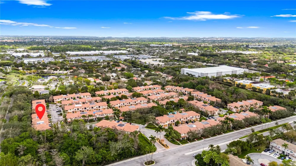 6079 Grand Cypress Cir W Coconut Creek, FL 33073
