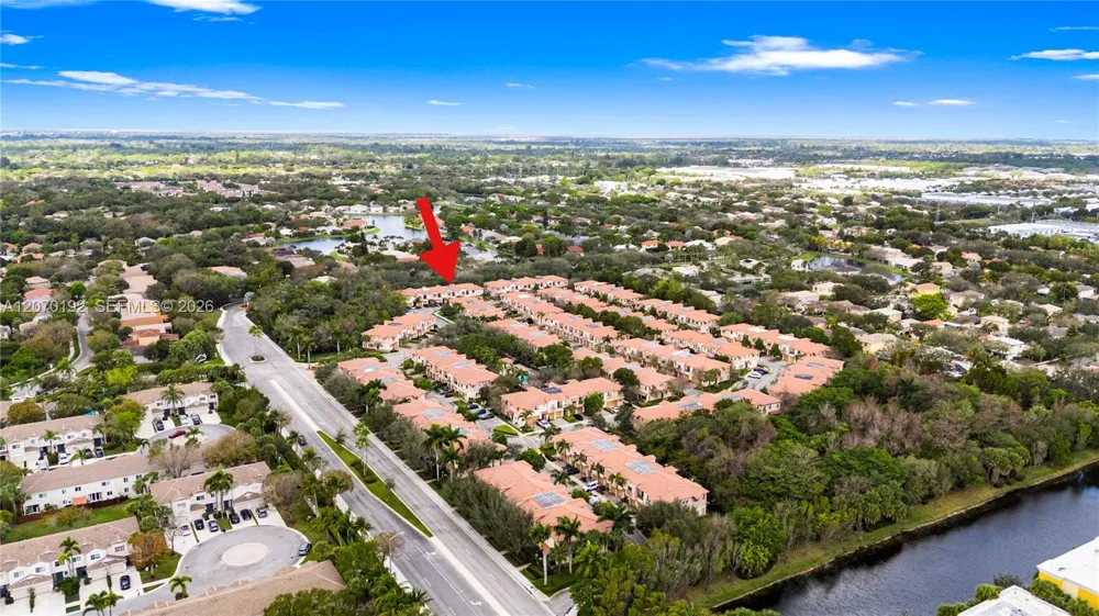 6079 Grand Cypress Cir W Coconut Creek, FL 33073
