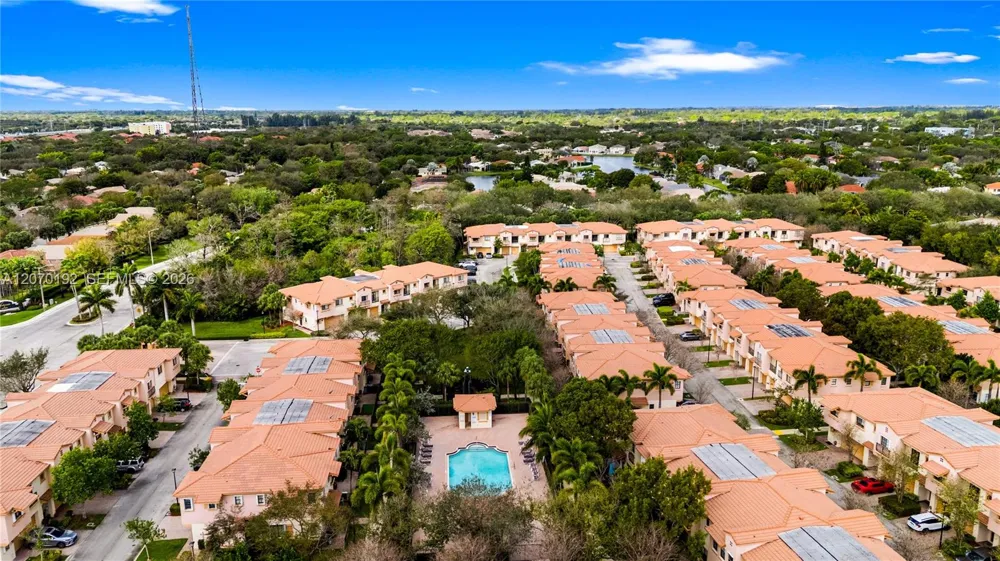 6079 Grand Cypress Cir W Coconut Creek, FL 33073