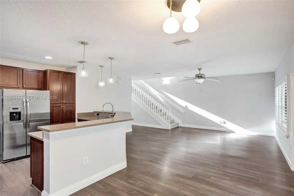 6079 Grand Cypress Cir W Coconut Creek, FL 33073