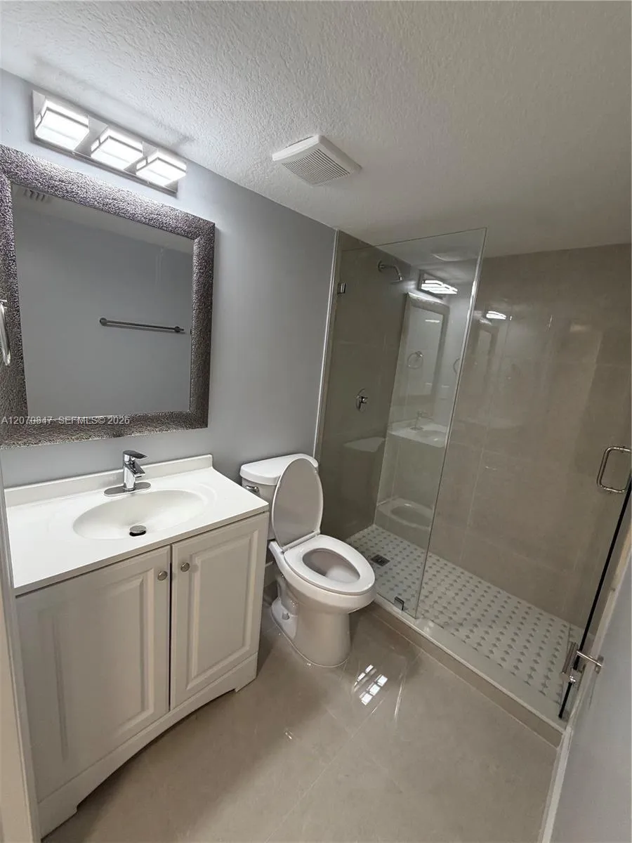 1261 SE 27th St #101 Homestead, FL 33035
