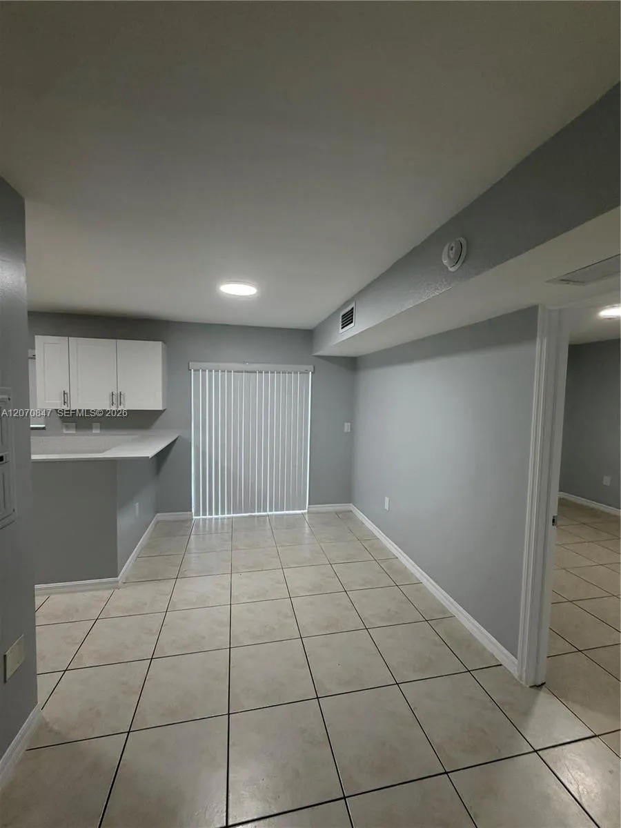 1261 SE 27th St #101 Homestead, FL 33035