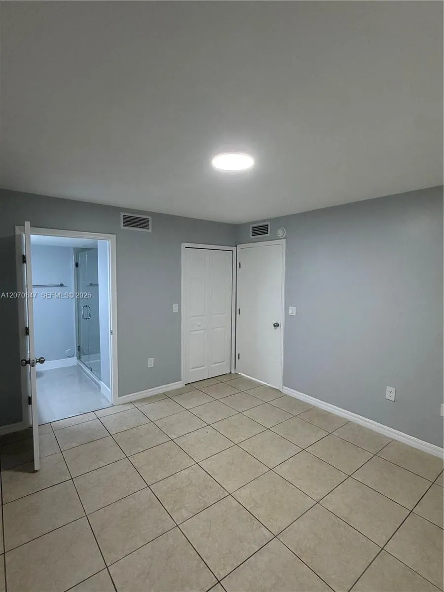 1261 SE 27th St #101 Homestead, FL 33035