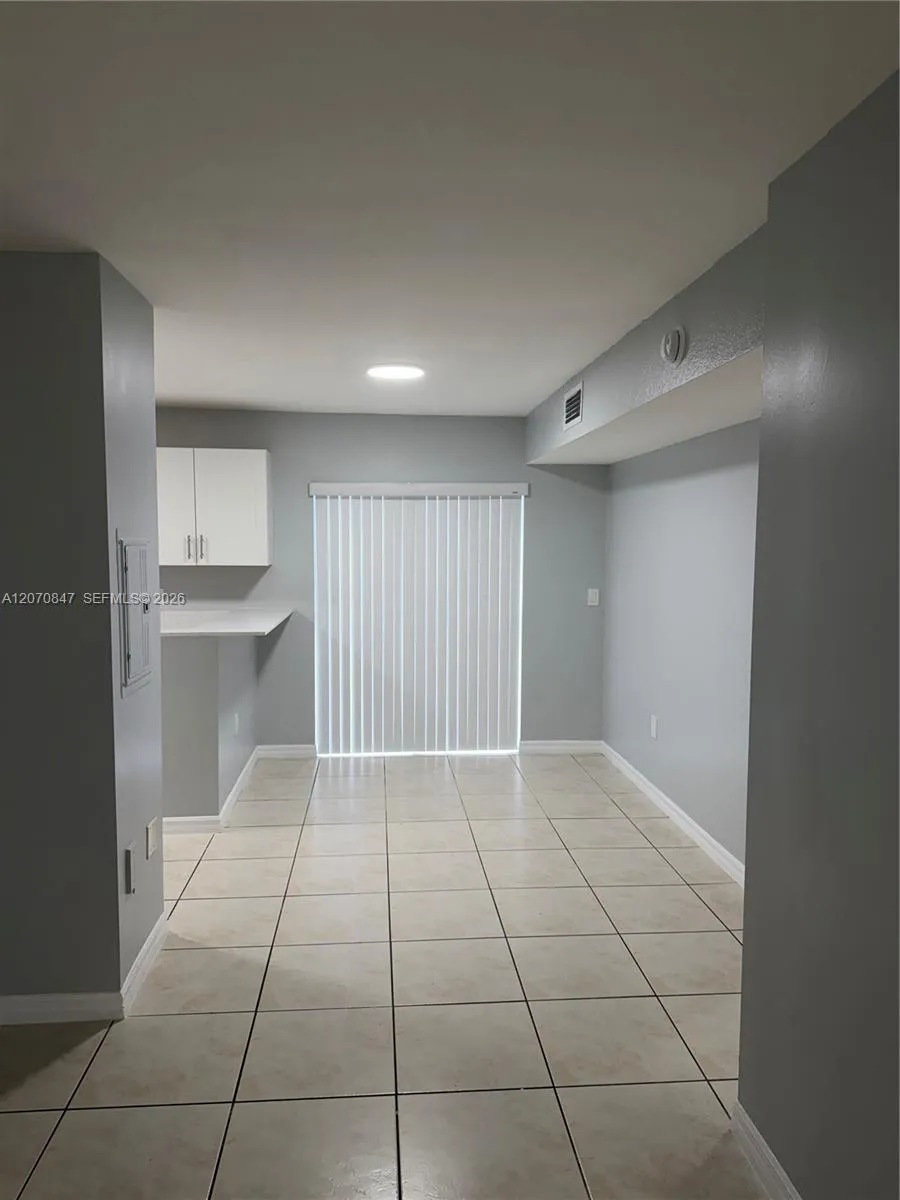 1261 SE 27th St #101 Homestead, FL 33035