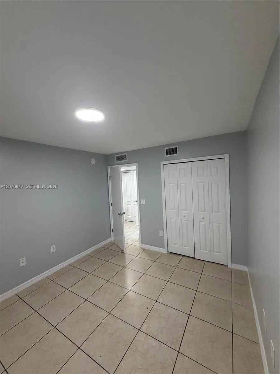 1261 SE 27th St #101 Homestead, FL 33035