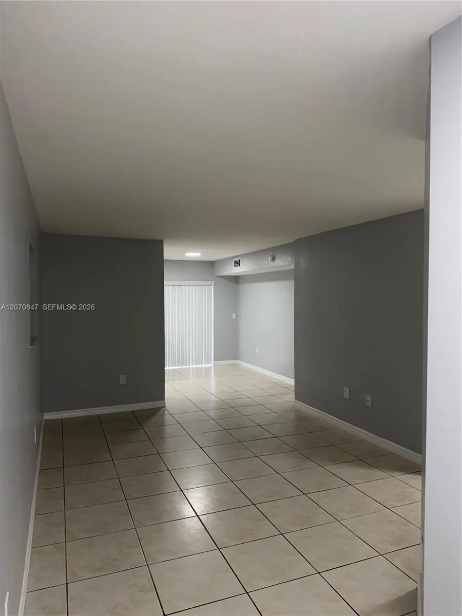 1261 SE 27th St #101 Homestead, FL 33035