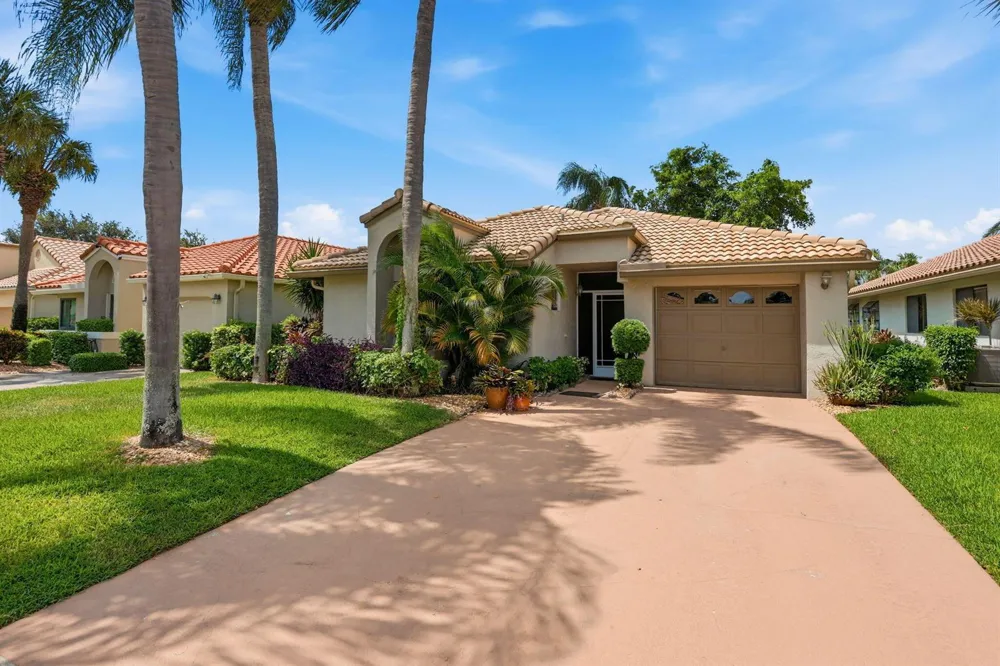 6170 BAY ISLES DRIVE Boynton Beach, FL 33437