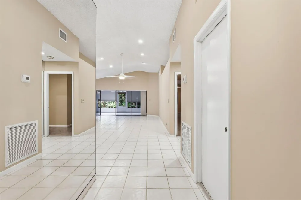 6170 BAY ISLES DRIVE Boynton Beach, FL 33437