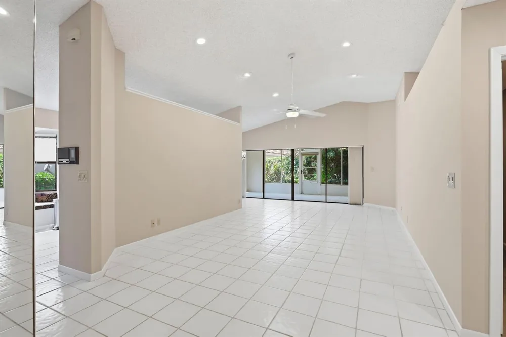 6170 BAY ISLES DRIVE Boynton Beach, FL 33437