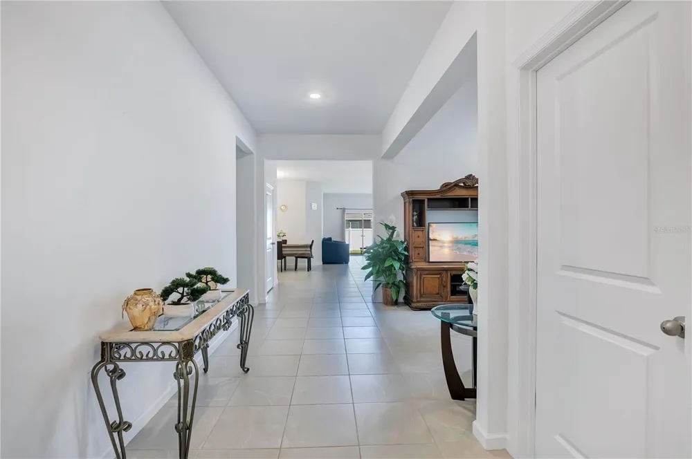 437 SILVER PALM DRIVE Haines City, FL 33844