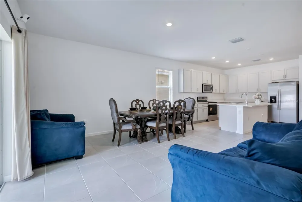 437 SILVER PALM DRIVE Haines City, FL 33844