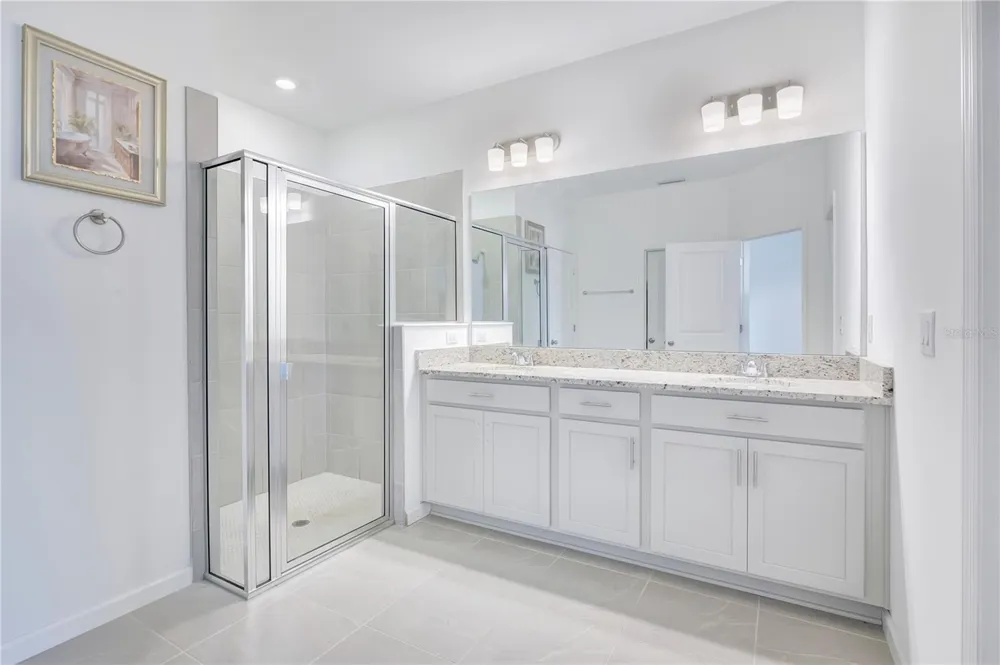 437 SILVER PALM DRIVE Haines City, FL 33844