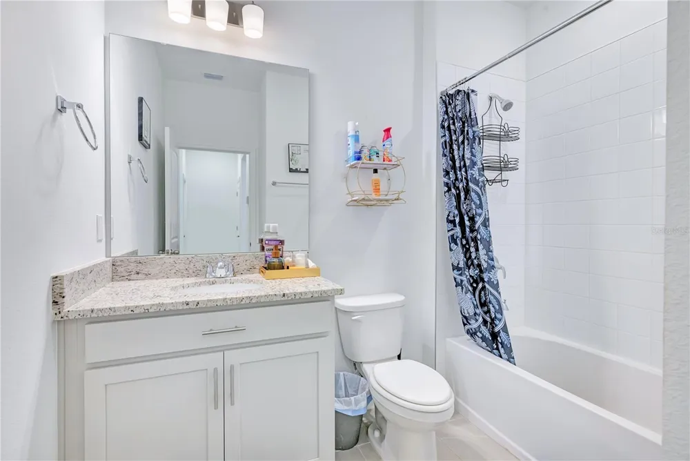 437 SILVER PALM DRIVE Haines City, FL 33844