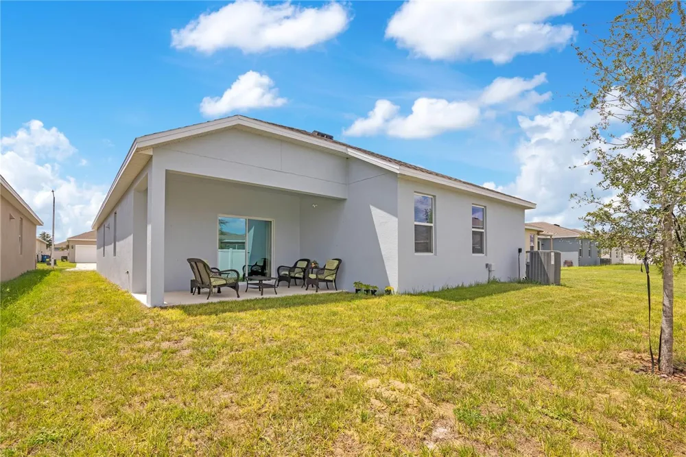 437 SILVER PALM DRIVE Haines City, FL 33844