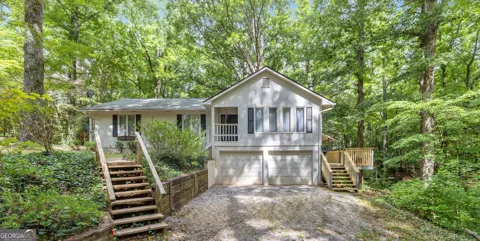 1011 Mountain Hill RD