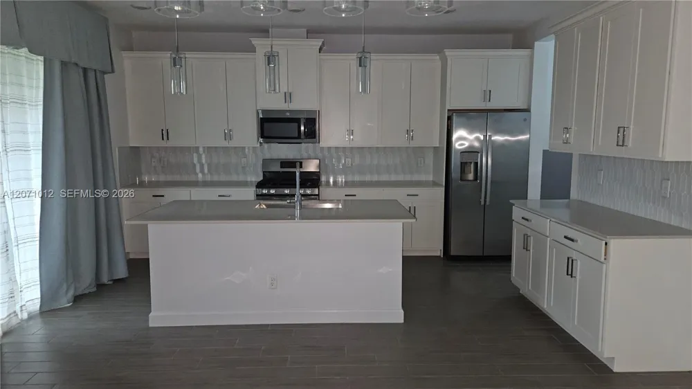 1328 Wandering Willow Way Loxahatchee, FL 33470