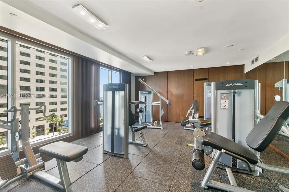 335 S Biscayne Blvd #1500 Miami, FL 33131