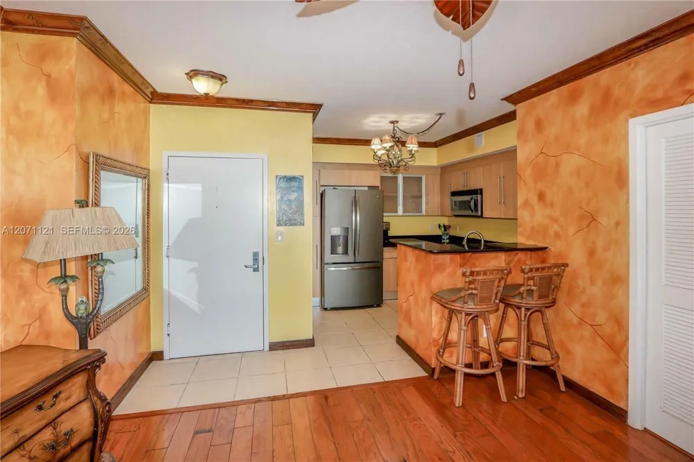 335 S Biscayne Blvd #1500 Miami, FL 33131