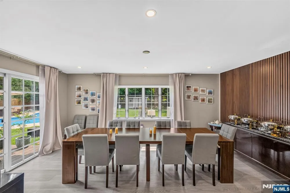 392 Monroe Avenue Wyckoff, NJ 07481