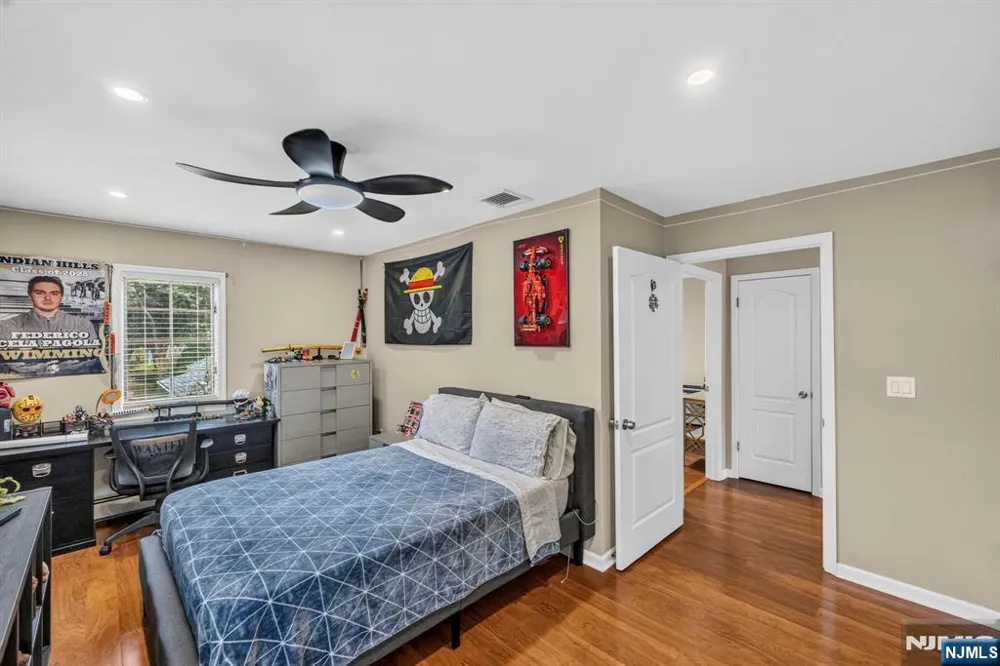 392 Monroe Avenue Wyckoff, NJ 07481