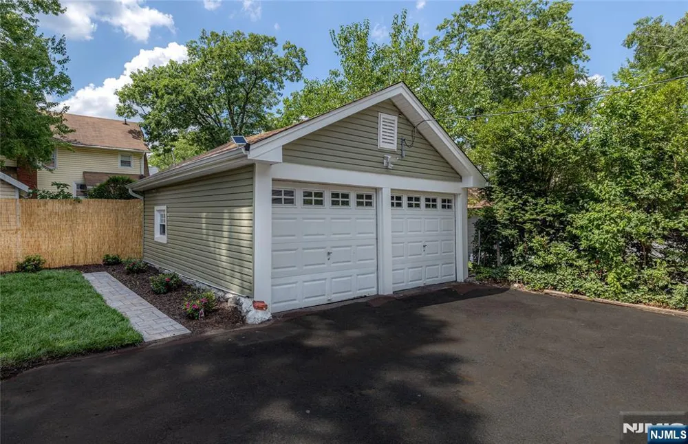 159-161 Vermont Avenue Newark, NJ 07106