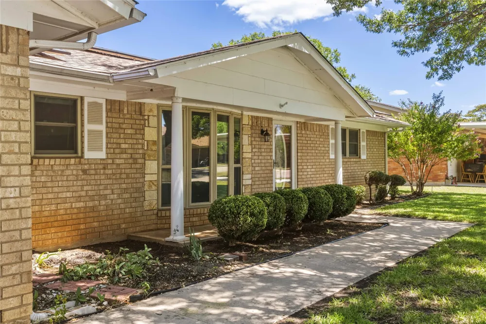 4304 9th Street Brownwood, TX 76801