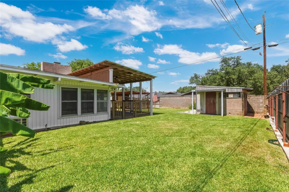 4304 9th Street Brownwood, TX 76801