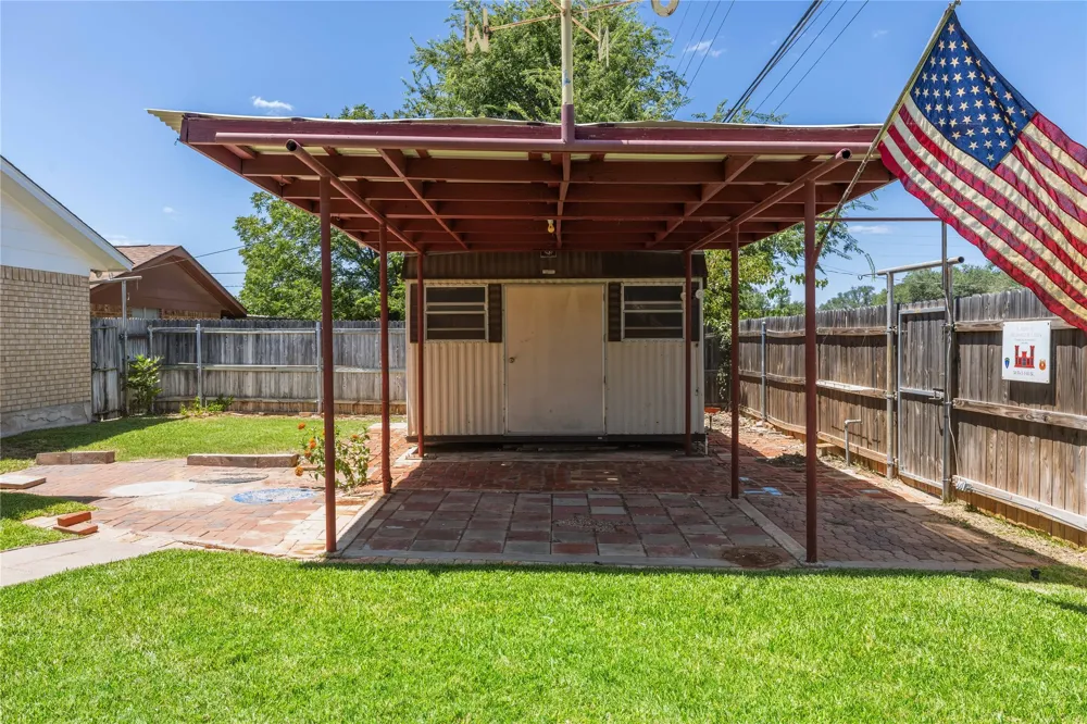 4304 9th Street Brownwood, TX 76801