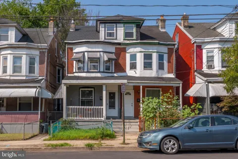 25 EVANS AVENUE
