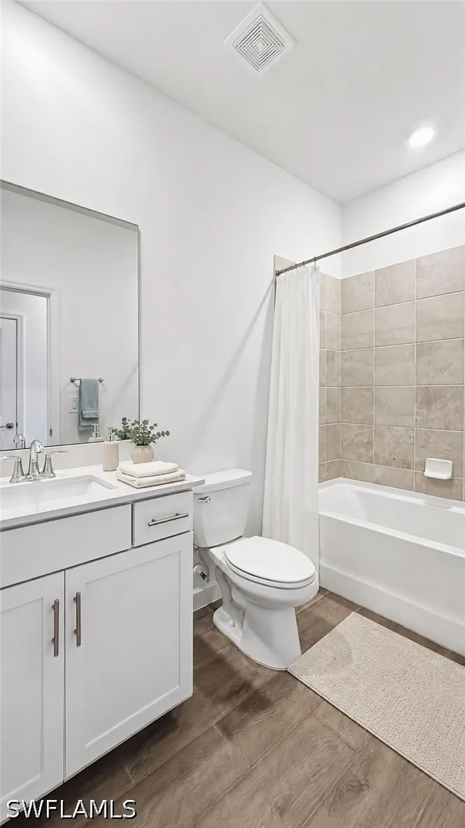 Ives Drive Estero, FL 33928