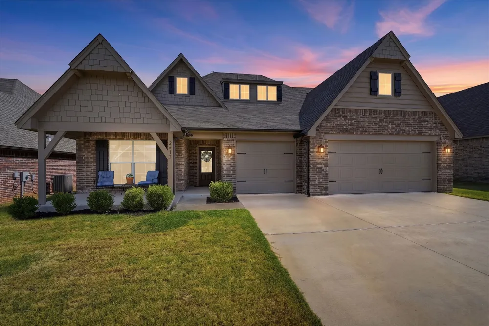 2612 W 114th Place S Jenks, OK 74037