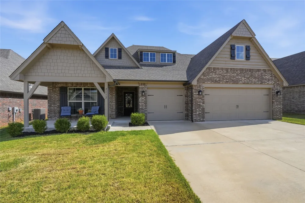 2612 W 114th Place S Jenks, OK 74037
