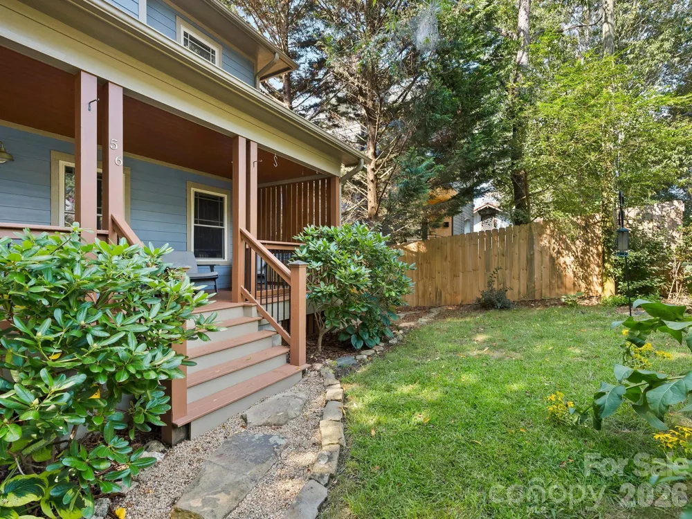 56 Harvard Place Asheville, NC 28806
