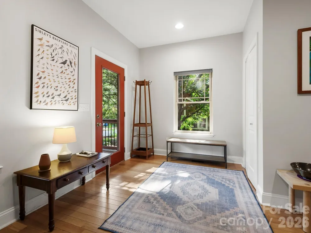 56 Harvard Place Asheville, NC 28806