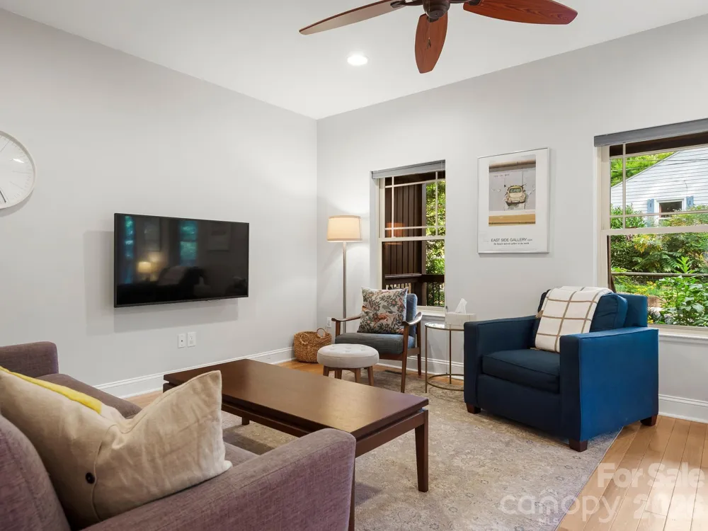 56 Harvard Place Asheville, NC 28806