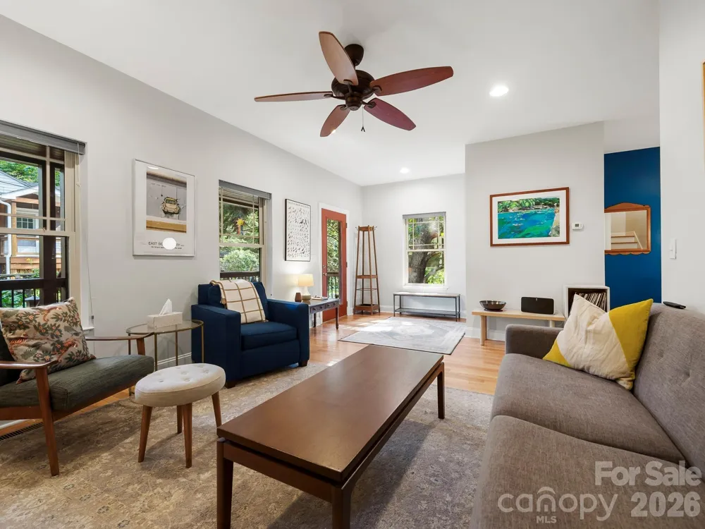 56 Harvard Place Asheville, NC 28806